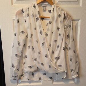 H&M White Blouse with Black Fan Pattern
